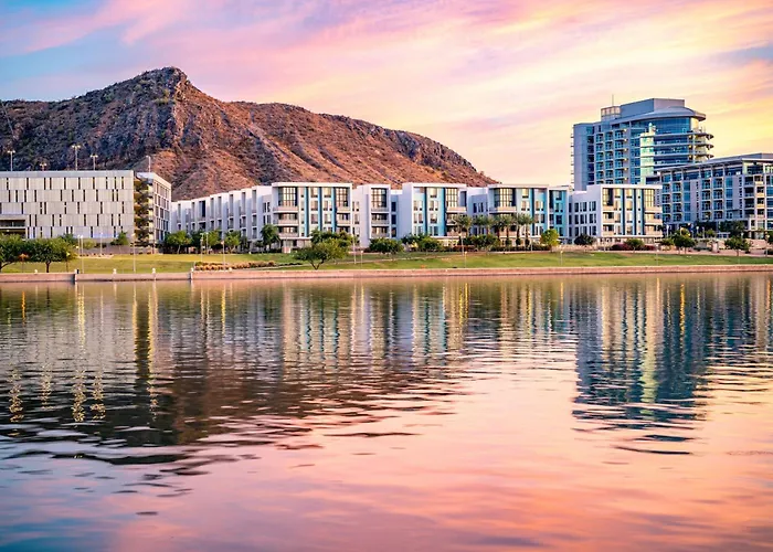 Fairfield & By Marriott 3* Tempe