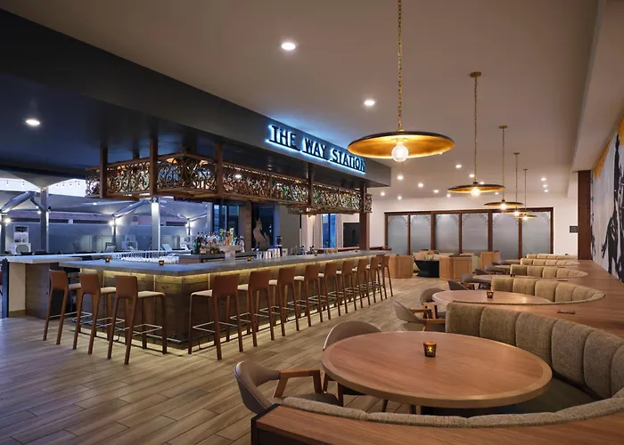 Fairfield & By Marriott Hotel 3*