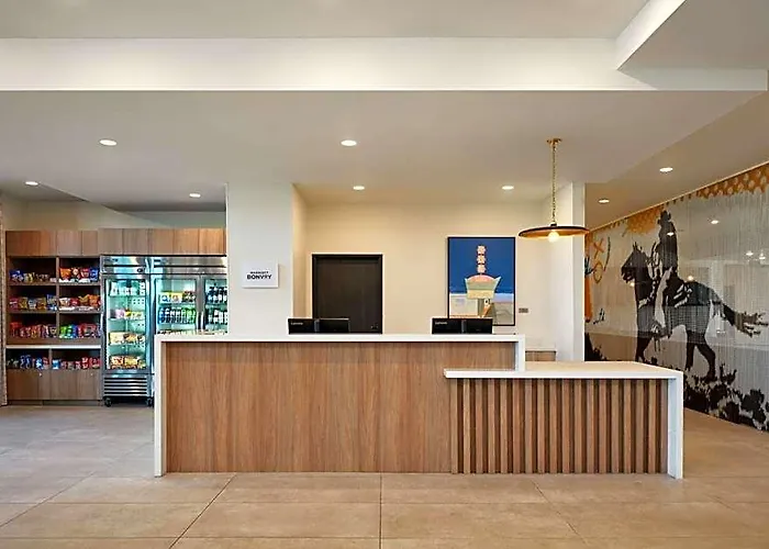 Hotel Fairfield & By Marriott 3*