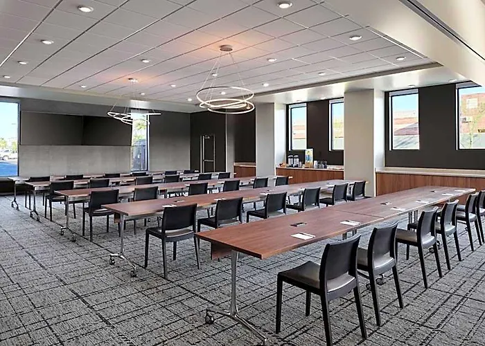 Fairfield & By Marriott 3* Tempe